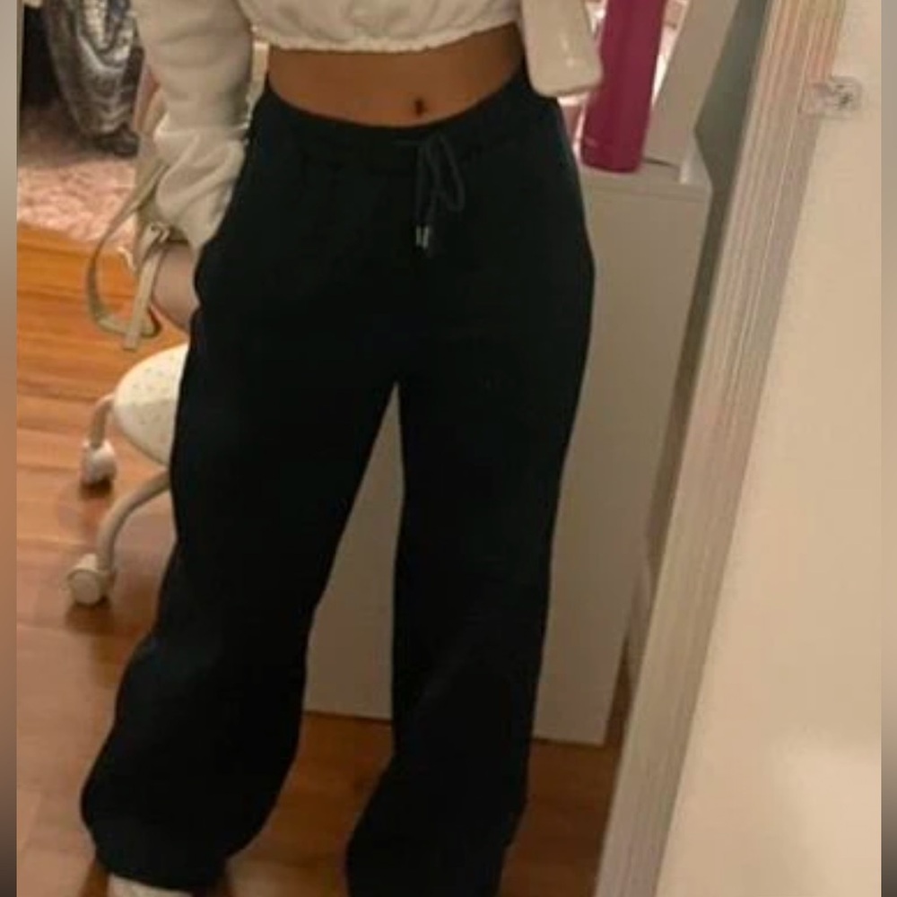 black wide leg sweatpants